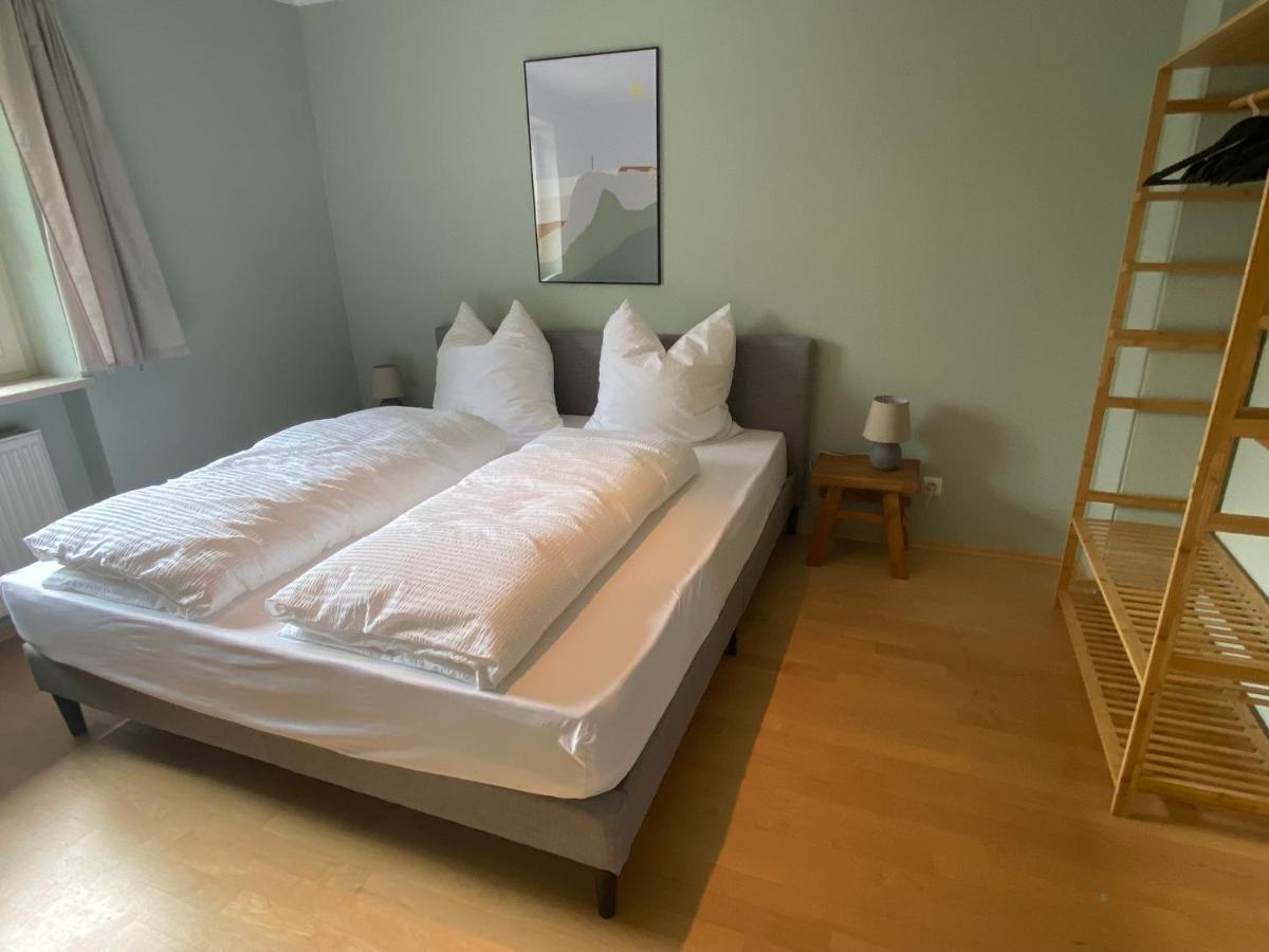Modern Eingerichtete Wohnung Mit 2 Schlafzimmern Bergen  Exterior foto