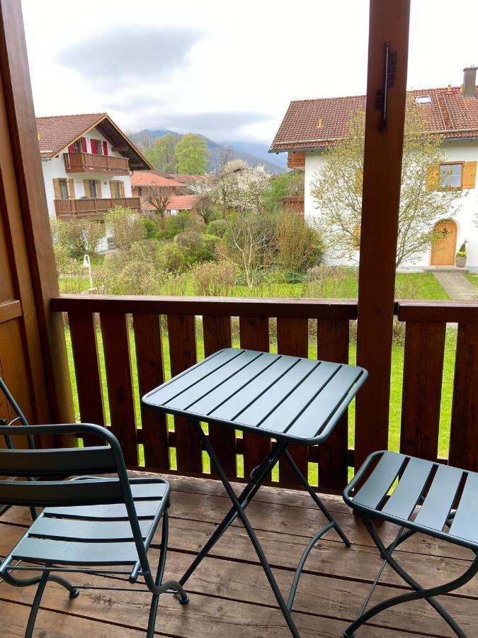 Modern Eingerichtete Wohnung Mit 2 Schlafzimmern Bergen  Exterior foto