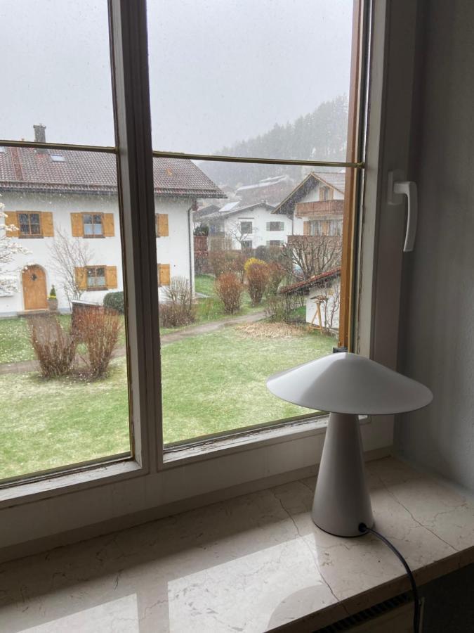Modern Eingerichtete Wohnung Mit 2 Schlafzimmern Bergen  Exterior foto