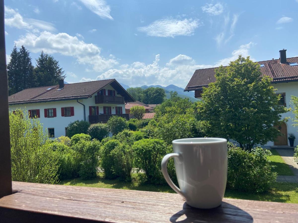 Modern Eingerichtete Wohnung Mit 2 Schlafzimmern Bergen  Exterior foto