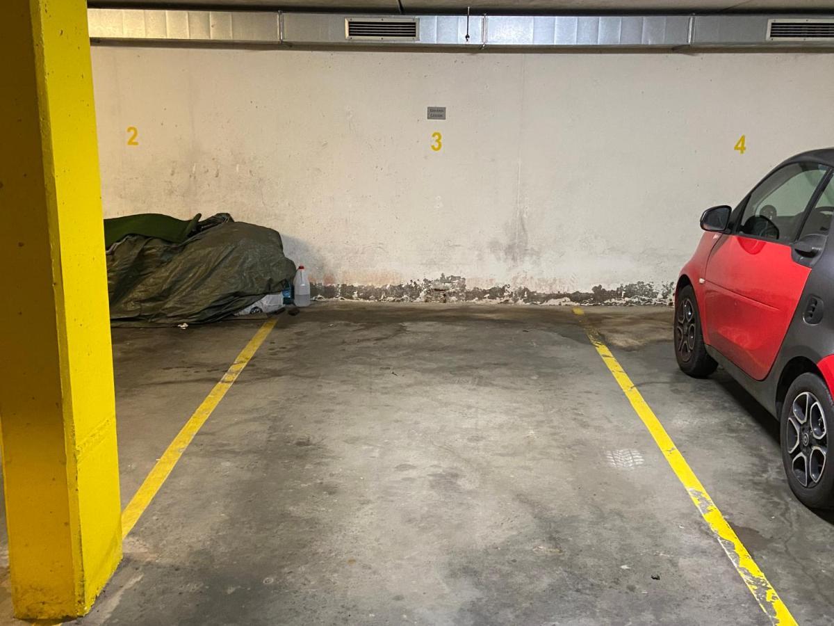 Modern Eingerichtete Wohnung Mit 2 Schlafzimmern Bergen  Exterior foto